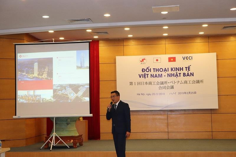 Đại diện Tập đoàn TMS thuyết trình trực tiếp bằng tiếng Nhật thu hút sự chú ý của đoàn doanh nghiệp Nhật Bản Đại diện Tập đoàn TMS thuyết trình trực tiếp bằng tiếng Nhật thu hút sự chú ý của đoàn doanh nghiệp Nhật Bản