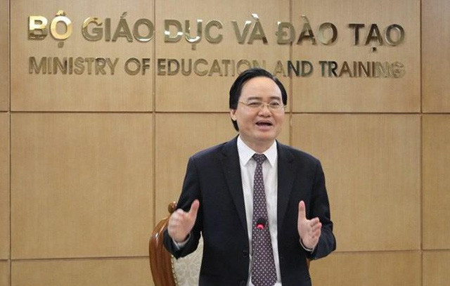 Bộ trưởng Bộ Giáo dục và Đào tạo Phùng Xuân Nhạ chỉ đạo cắt giảm các cuộc thi hình thức còn chưa ráo, Hải Phòng đã làm điều ngược lại, ảnh: moet.gov.vn. Bộ trưởng Bộ Giáo dục và Đào tạo Phùng Xuân Nhạ chỉ đạo cắt giảm các cuộc thi hình thức còn chưa ráo, Hải Phòng đã làm điều ngược lại, ảnh: moet.gov.vn.