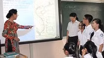 “Đừng chê nữa, mà hãy làm để trẻ không nhầm Nguyễn Du là Quang Trung” ảnh 2