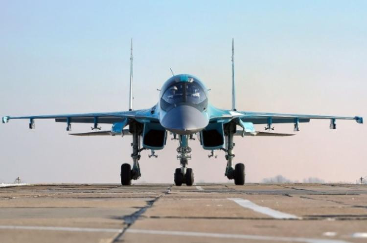 Máy bay chiến đấu ném bom Su-34 Nga Máy bay chiến đấu ném bom Su-34 Nga