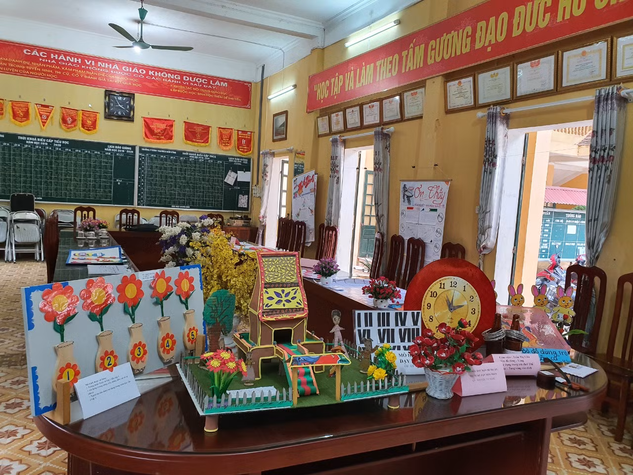Nhiều hoạt động văn hóa, văn nghệ đa dạng được các trường tổ chức (Ảnh:V.N)