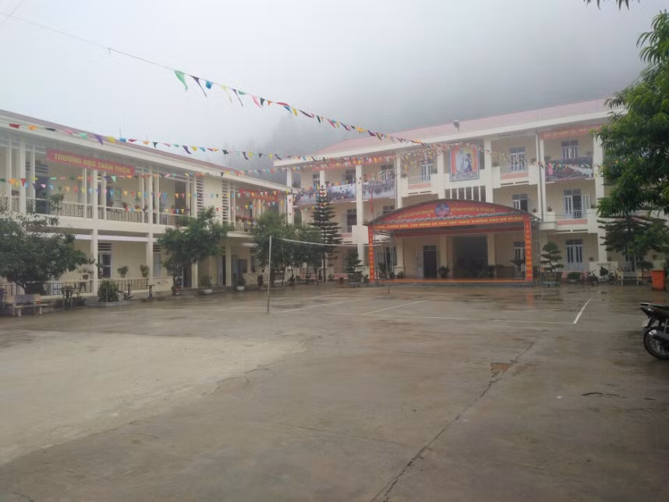 Các trường tại Đồng Văn sẵn sàng cho năm học mới. Ảnh Trường Tiểu học Lũng Cú. Các trường tại Đồng Văn sẵn sàng cho năm học mới. Ảnh Trường Tiểu học Lũng Cú.