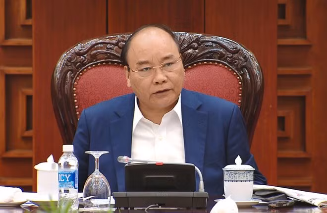 Thủ tướng Nguyễn Xuân Phúc chủ trì cuộc họp. Ảnh: VGP