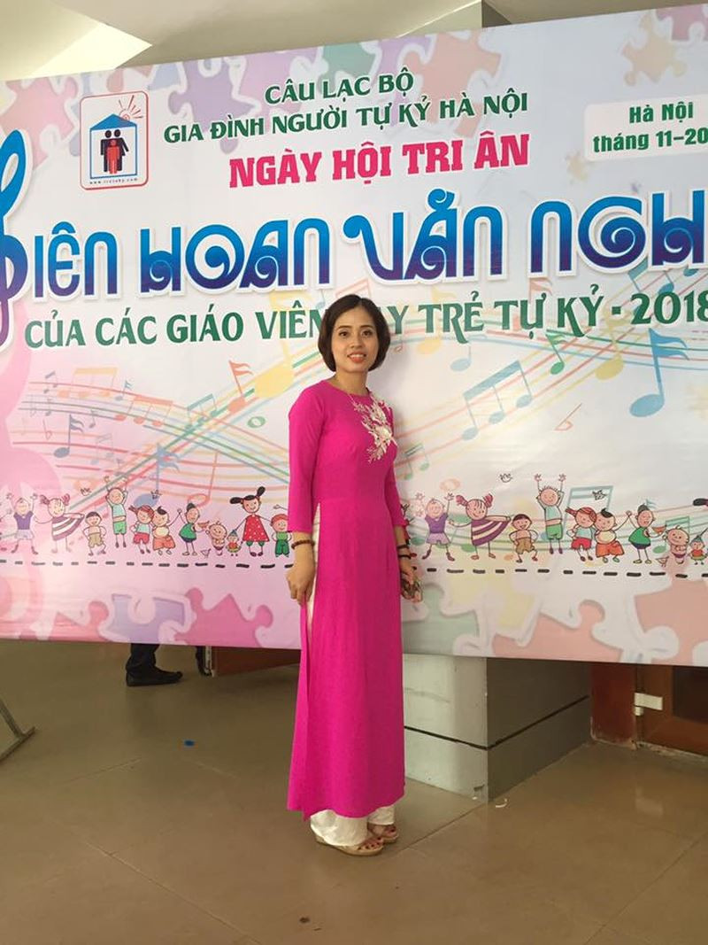 Cô giáo Nguyễn Thùy Linh tâm niệm: "Nếu như vì một lý do nào đó không còn trên cuộc đời này mà tôi có thể làm một điều gì đó cho những người đang cần để sống tiếp thì không có lý do gì chúng ta không làm cả". Ảnh: NVCC