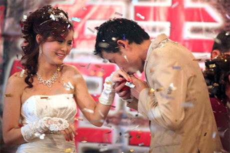 Ngày cưới của Hiệp gà và vợ 2 Thu Trang.