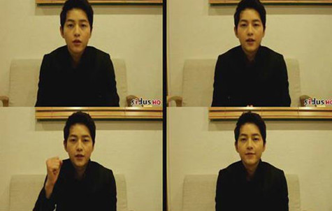 Diễn viên nam nổi tiếng Song Joong Ki chúc các sỹ tử thành công