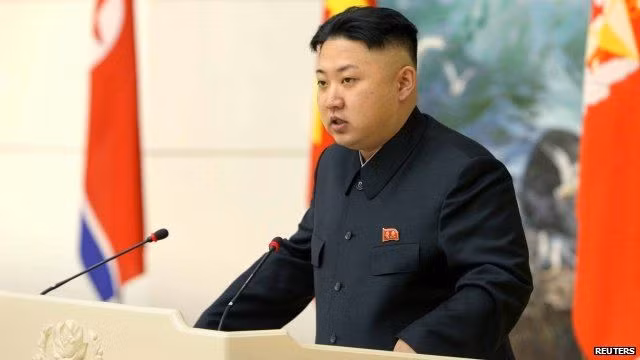 Chủ tịch CHDCND Triều Tiên Kim Jong-un là người ký lệnh vụ thử "bom nhiệt hạch", ảnh: Reuters.