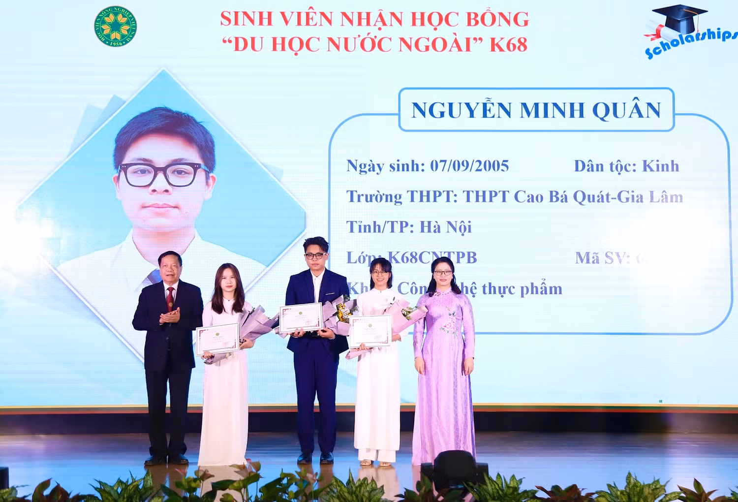Học viện Nông nghiệp Việt Nam trao Học bổng du học nước ngoài năm 2023.
