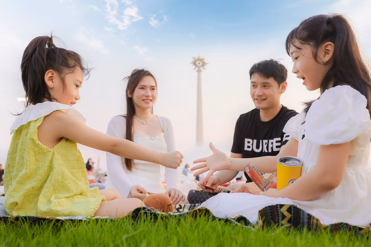240628_VHRI_PDB_PR2 3_Thu phu le hoi moi cho tre em va gia dinh phia bac_A2.jpg