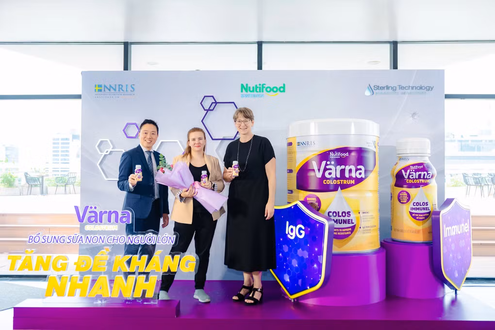 Värna Colostrum được đặc chế phù hợp với người lớn tuổi Việt Nam (Ảnh: Nutifood).