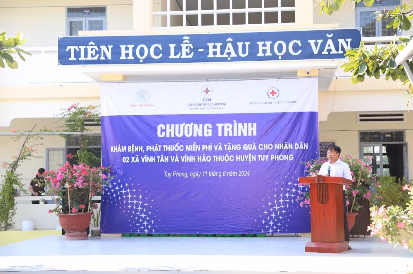 vinhtan2.jpg