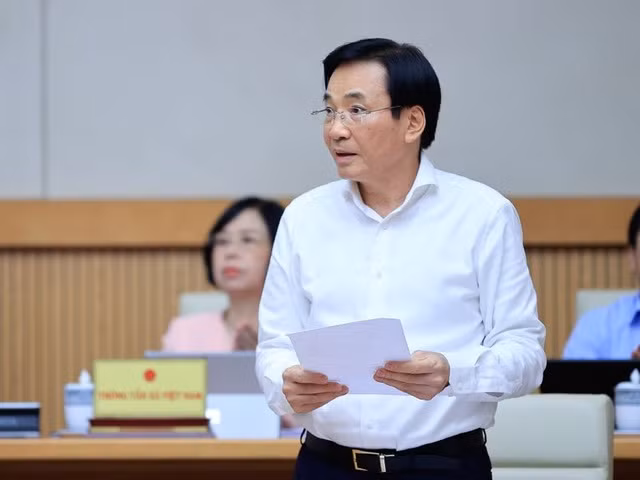 Bộ trưởng, Chủ nhiệm Văn phòng Chính phủ Trần Văn Sơn phát biểu tại phiên họp. Ảnh: VGP/Nhật Bắc