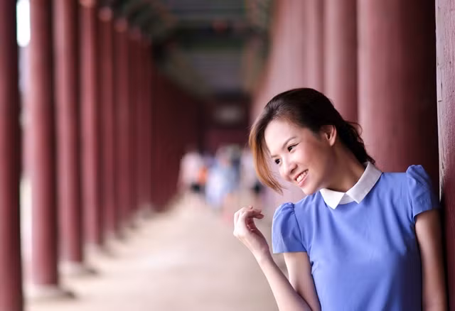"Hàn Quốc là 1 đất nước phát triển, điều này không ai phải bàn cãi, nhưng họ luôn giữ vững những giá trị truyền thống của dân tộc mình. Khu Gyeongbokgung, nơi tôi dừng chân là một địa điểm nổi tiếng còn lưu giữ nhiều nét văn hóa như vậy", Đan Lê chia sẻ thêm.