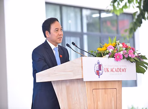 Ông Đặng Huy Hậu - Phó Chủ tịch thường trực Ủy ban nhân dân tỉnh Quảng Ninh phát biểu (ảnh: NHG)