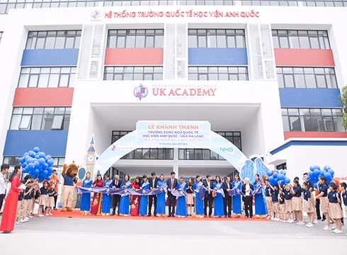 Quang cảnh lễ cắt băng khánh thành UKA tại thành phố Hạ Long, tỉnh Quảng Ninh (ảnh: NHG)