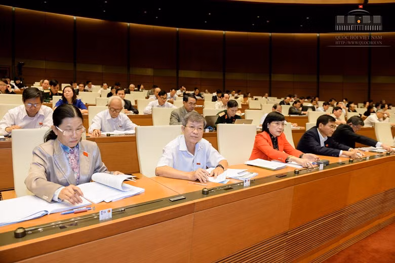 Chính phủ nhận định Biển Đông tiếp tục diễn biến phức tạp ảnh 3 Chính phủ nhận định Biển Đông tiếp tục diễn biến phức tạp ảnh 3