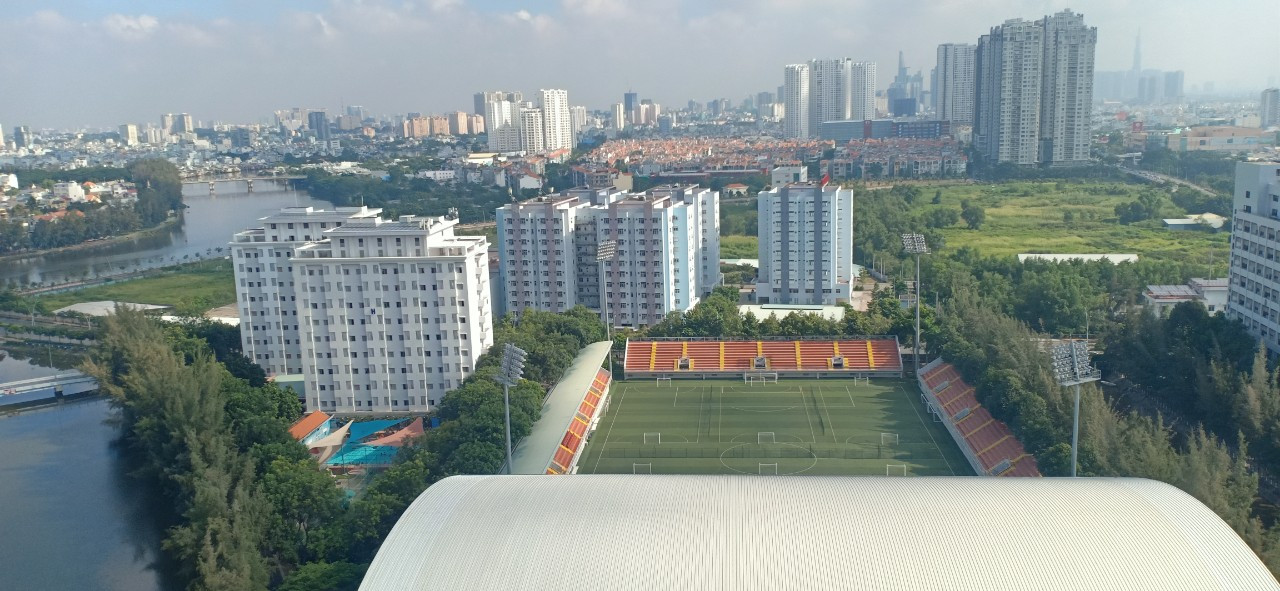 Khoảng 15 năm trước nơi đây chỉ có bãi sình lầy, 15 năm sau đã trở thành một campus đại học tầm vóc quốc tế (Ảnh:V.N)