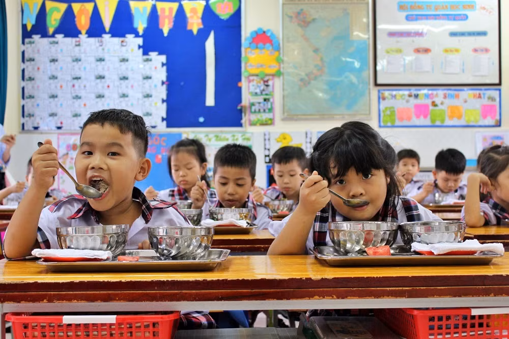 Chăm sóc tốt về dinh dưỡng giúp trẻ phát huy tối đa tiềm năng thể chất và trí tuệ.
