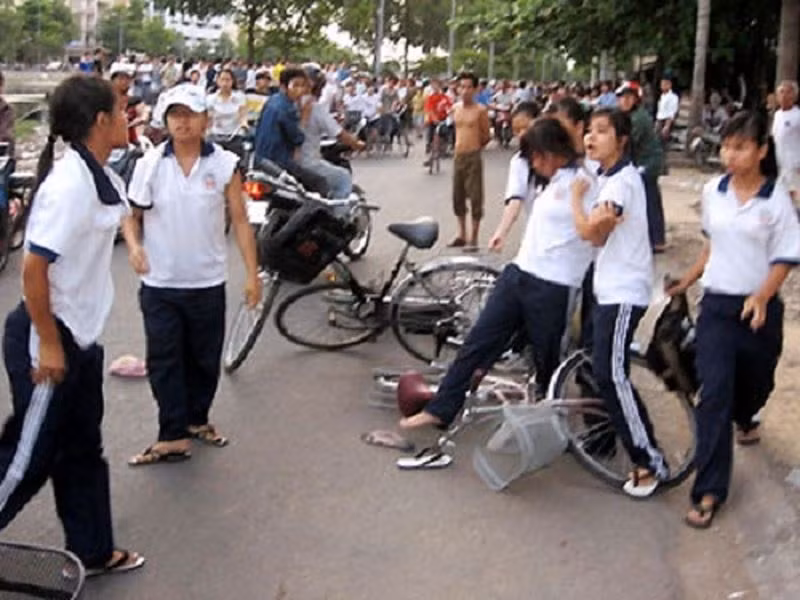 Bạo lực học đường, có phải chúng ta đang đổ lỗi? ảnh 3
