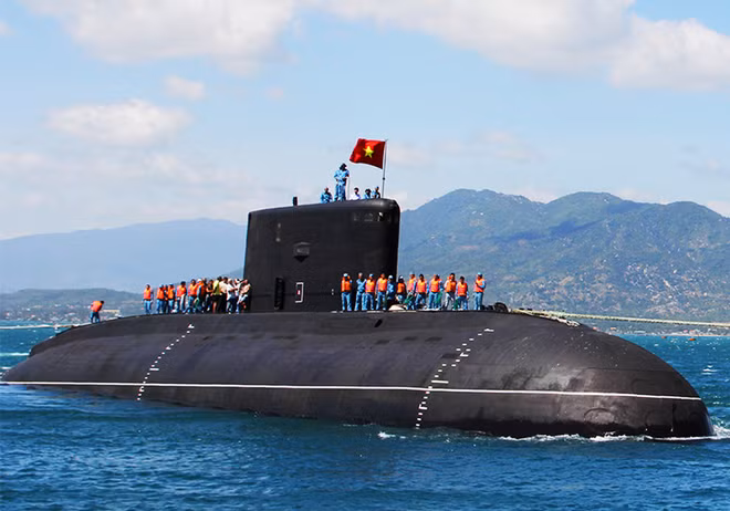Tàu ngầm Hải Phòng HQ-184, Hải quân Việt Nam