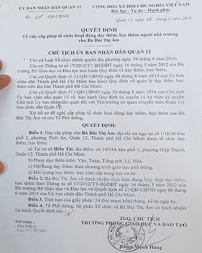 Quyết định cấp phép hoạt động dạy thêm học thêm của cơ sở dạy thêm Hiền Tài do quận 12 cấp (ảnh: P.L)