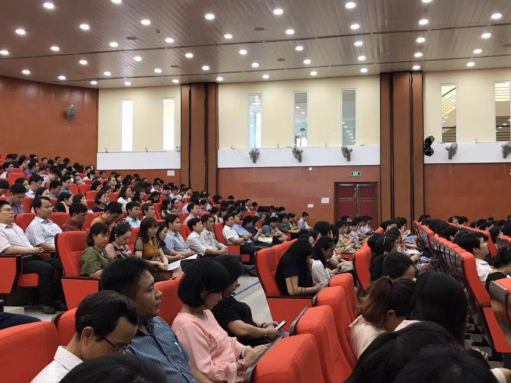 Ảnh kỳ thi nâng ngạch cụm 2 tại Đại học Huế năm 2020 của Bộ Giáo dục và Đào tạo (ảnh: thầy Chương cung cấp)