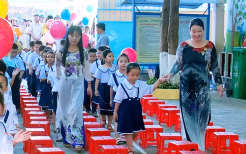 Việc dạy và giáo dục học sinh nếu có sự hợp tác của giáo viên sẽ vô cùng hiệu quả (Ảnh minh họa: Báo giaoducthoidai.vn)