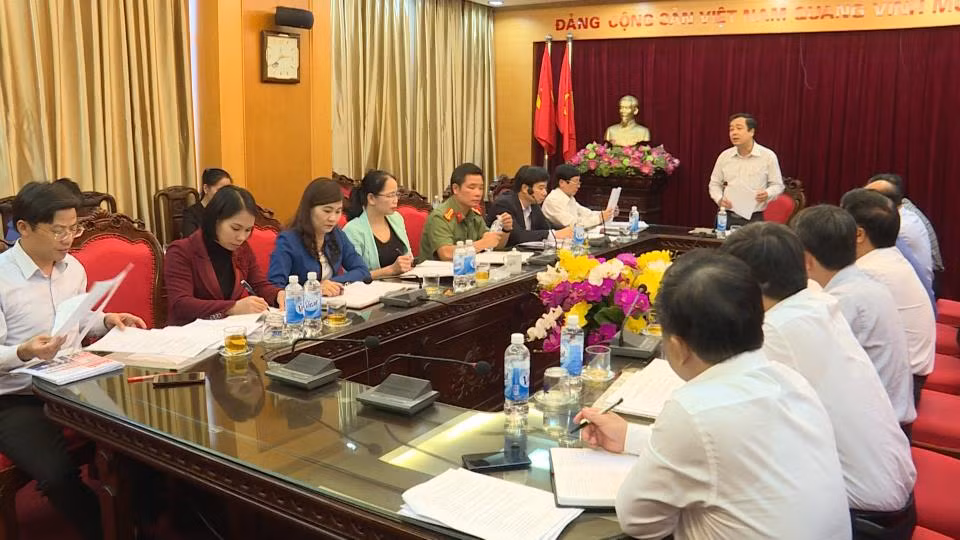 Thu tiền học thăng hạng giáo viên là vi phạm Thông tư số 26/2012/TT-BGDĐT