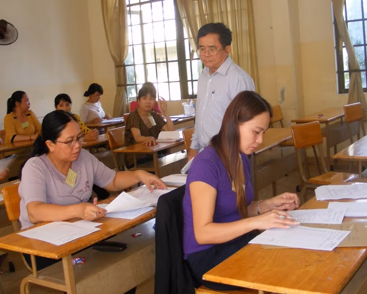 Nhiều giáo viên nghỉ hưu vào thời gian nghỉ hè đang chịu thiệt thòi (Ảnh minh họa Báo Tây Ninh)