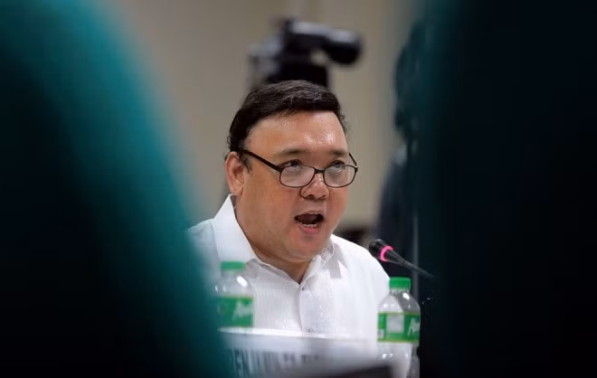 Người phát ngôn Phủ Tổng thống Philippines Harry Roque, ảnh: Philippines Daily Inquirer. Người phát ngôn Phủ Tổng thống Philippines Harry Roque, ảnh: Philippines Daily Inquirer.