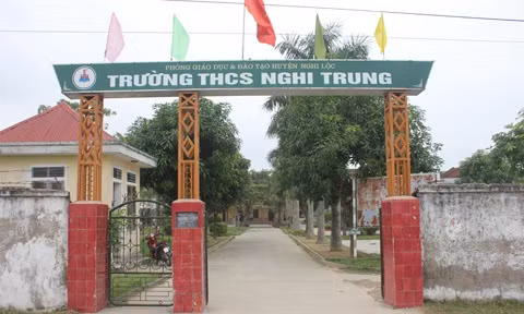 Con trai Hiệu trưởng gọi điện đe dọa nổ tung nhà Hiệu phó ảnh 1
