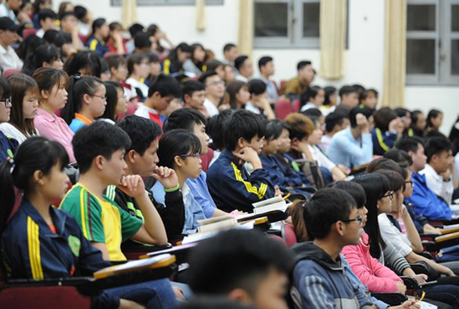 Từ nay đến năm 2020, Việt Nam không thành lập, nâng cấp trường đại học nào nữa thì vẫn vượt mục tiêu Quyết định 37 đề ra 12 trường đại học.(Ảnh minh họa: Tiền phong) Từ nay đến năm 2020, Việt Nam không thành lập, nâng cấp trường đại học nào nữa thì vẫn vượt mục tiêu Quyết định 37 đề ra 12 trường đại học.(Ảnh minh họa: Tiền phong)