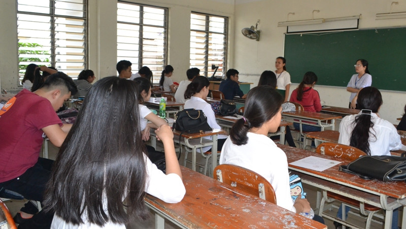 Ba nhiệm vụ trọng tâm của Ủy ban nhân dân thành phố Đà Nẵng giao cho ngành giáo dục địa phương năm 2018 được triển khai gắn kết với việc thực hiện các nhiệm vụ trọng tâm của Bộ Giáo dục và Đào tạo . Ảnh: TT