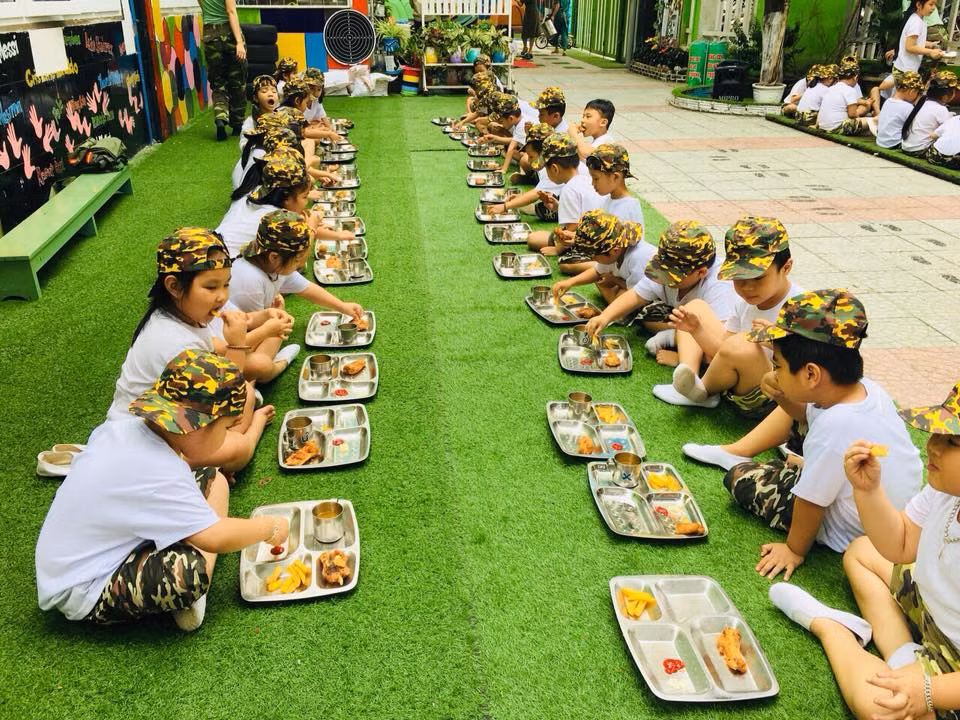 Học kỳ quân đội và mong muốn của thầy Bùi Nam về thời gian nghỉ hè ảnh 3