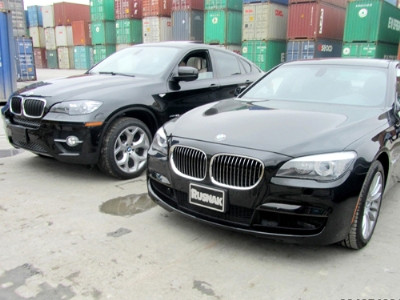 Xe sang nhập lậu về cảng Hải Phòng. Ảnh: Phạm Duẩn