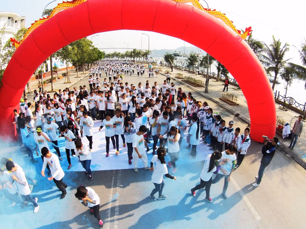Giải có sự tham gia của 1000 bạn trẻ không chuyên là các đoàn viên, thanh niên, học sinh, sinh viên trên địa bàn TP.Hạ Long. Giải có sự tham gia của 1000 bạn trẻ không chuyên là các đoàn viên, thanh niên, học sinh, sinh viên trên địa bàn TP.Hạ Long.