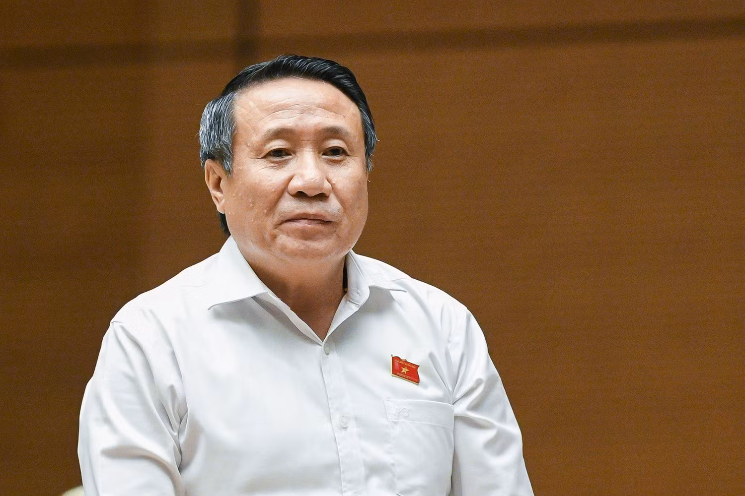 Đại biểu Hà Sỹ Đồng - Đoàn Đại biểu Quốc hội tỉnh Quảng Trị đề cập đến việc thu hồi tài sản bất minh do người khác đứng tên là rất khó, chưa có giải pháp hiệu quả để thu hồi. Ảnh: quochoi.vn.
