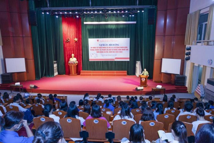 Toàn cảnh chương trình. Toàn cảnh chương trình.