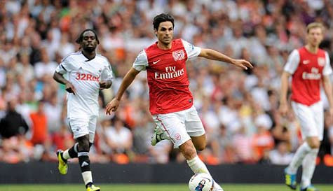 Arteta đã sang Arsenal nên Everton trả lại hết tiền mua áo của CĐV