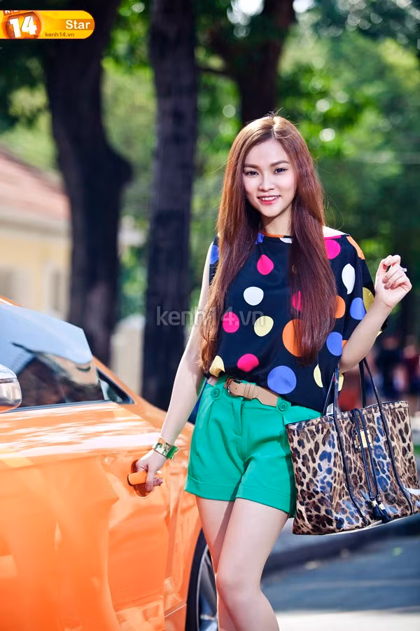 Trong thời gian vừa qua nhiều người đã ngạc nhiên khi thấy gương mặt Thu Thủy có nhiều thay đổi và ngày càng thanh hơn. Nhiều tin đồn còn cho rằng Thu Thủy đã nhờ đến "dao kéo", điển hình nhất là chiếc cằm nhọn và gọn gàng. Trong thời gian vừa qua nhiều người đã ngạc nhiên khi thấy gương mặt Thu Thủy có nhiều thay đổi và ngày càng thanh hơn. Nhiều tin đồn còn cho rằng Thu Thủy đã nhờ đến "dao kéo", điển hình nhất là chiếc cằm nhọn và gọn gàng.