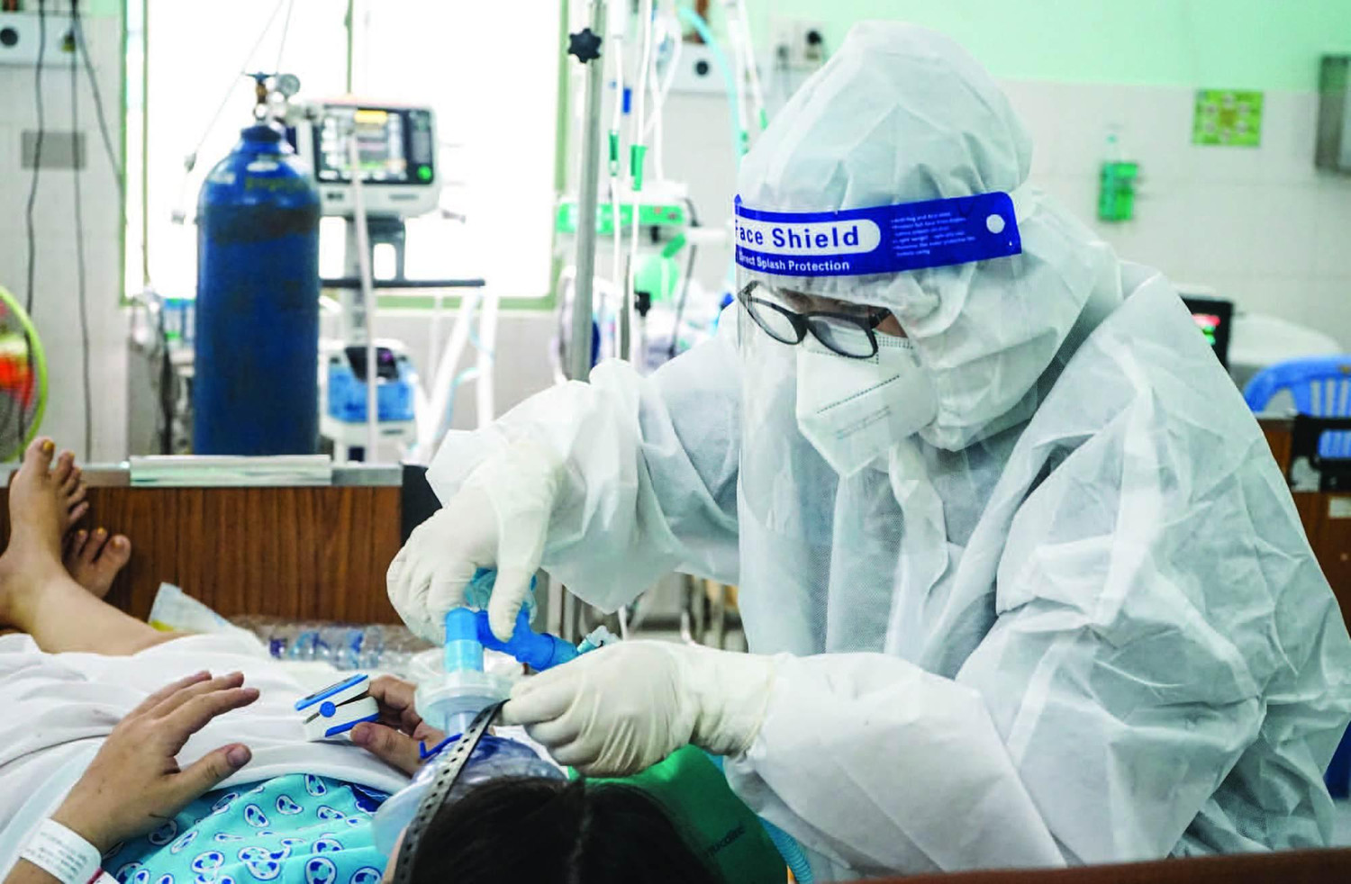 Bộ Y tế yêu cầu các bệnh viện đầu ngành chuẩn bị phương án sẵn sàng tham gia hỗ trợ y tế miền Trung khi có lệnh. Ảnh: Cổng thông tin điện tử Bộ Y tế