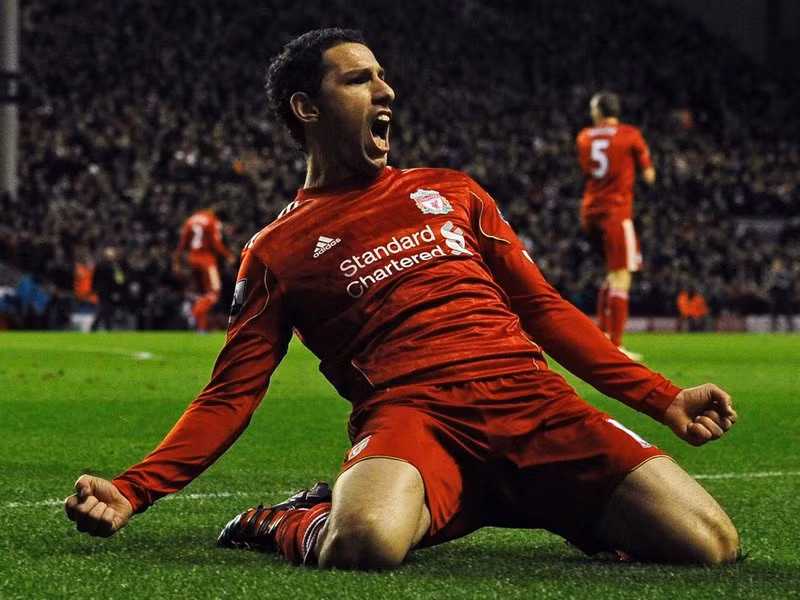 Maxi Rodriguez trong màu áo Liverpool Maxi Rodriguez trong màu áo Liverpool
