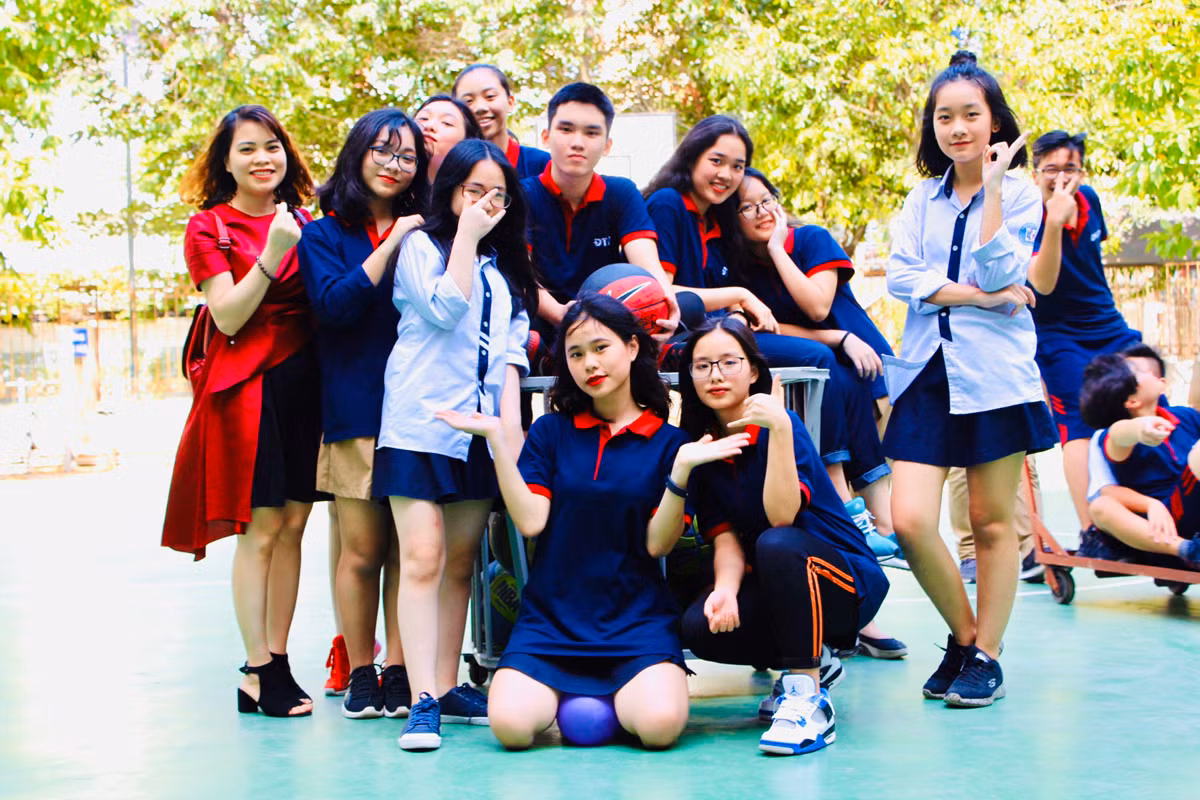 Cô Biên chia sẻ: "Môn học nào cũng đều có giá trị của nó, bởi giáo dục để dạy làm người chứ đâu phải chỉ dạy mỗi kiến thức". Ảnh: Cô Biên cung cấp.