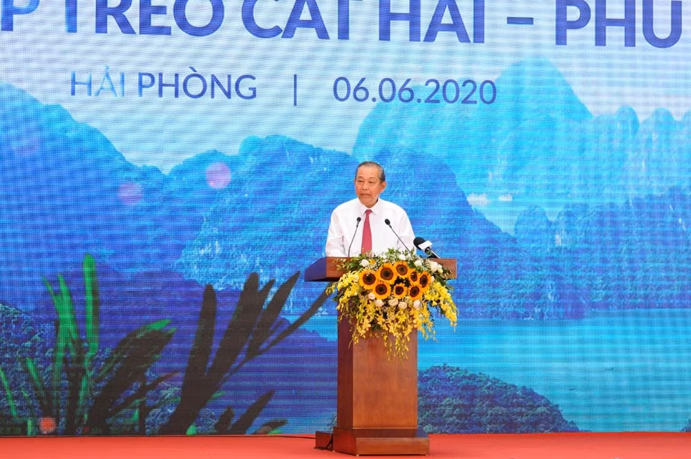 Phó thủ tướng Thường trực Chính phủ Trương Hòa Bình phát biểu tại lễ khai trương (Ảnh: CTV)