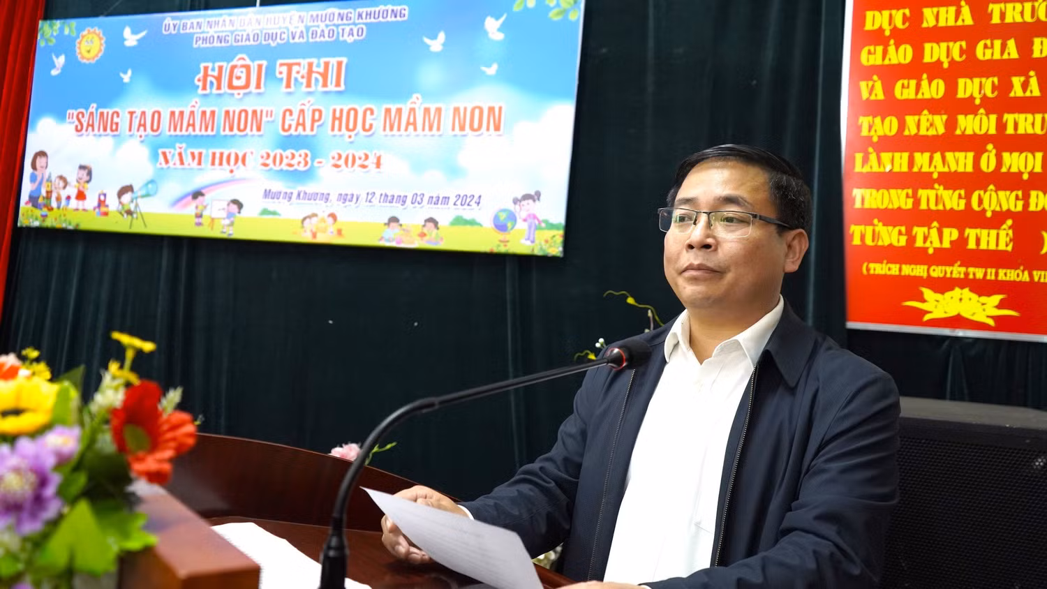 Thầy Nguyễn Văn Vinh, Trưởng phòng Giáo dục và Đào tạo huyện Mường Khương (tỉnh Lào Cai). Ảnh: NVCC