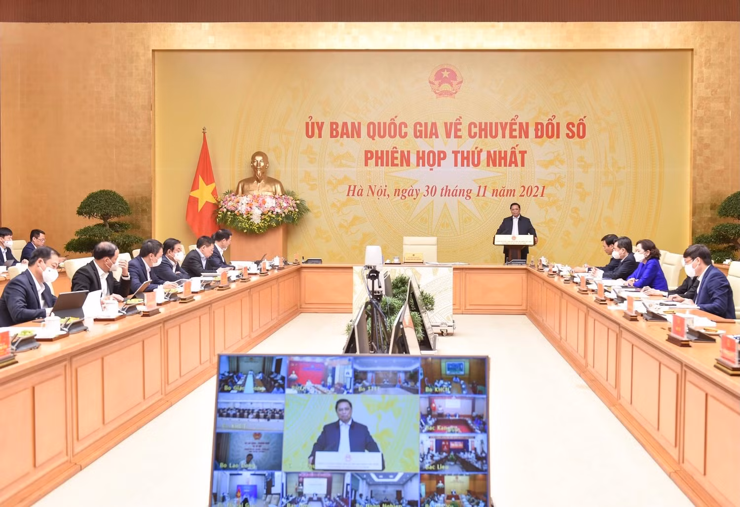 Quang cảnh cuộc họp. Ảnh: VGP Quang cảnh cuộc họp. Ảnh: VGP