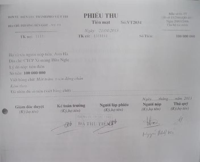 Phiếu thu tiền của điện lực Việt Trì vào ngày 21/4 (ngày chủ nhật).