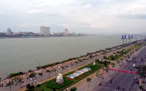 Là một trong những nội dung lớn song đang còn rất ngổn ngang tại dự thảo sửa đổi Hiến pháp 1992, mô hình chính quyền địa phương đang khiến các nhà lập pháp rất “đau đầu” - Ảnh: Việt Tuấn.