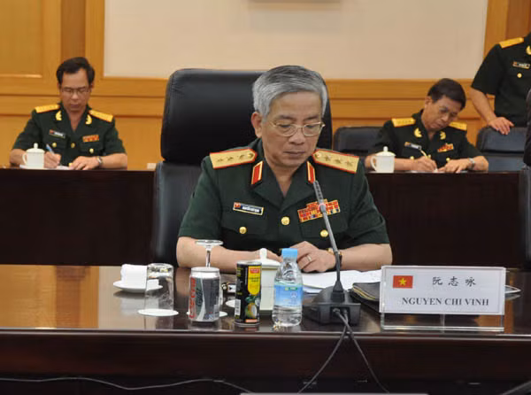 Thượng tướng Nguyễn Chí Vịnh tại cuộc đối thoại. Ảnh: Hải Yến - Phóng viên TTXVN Thượng tướng Nguyễn Chí Vịnh tại cuộc đối thoại. Ảnh: Hải Yến - Phóng viên TTXVN