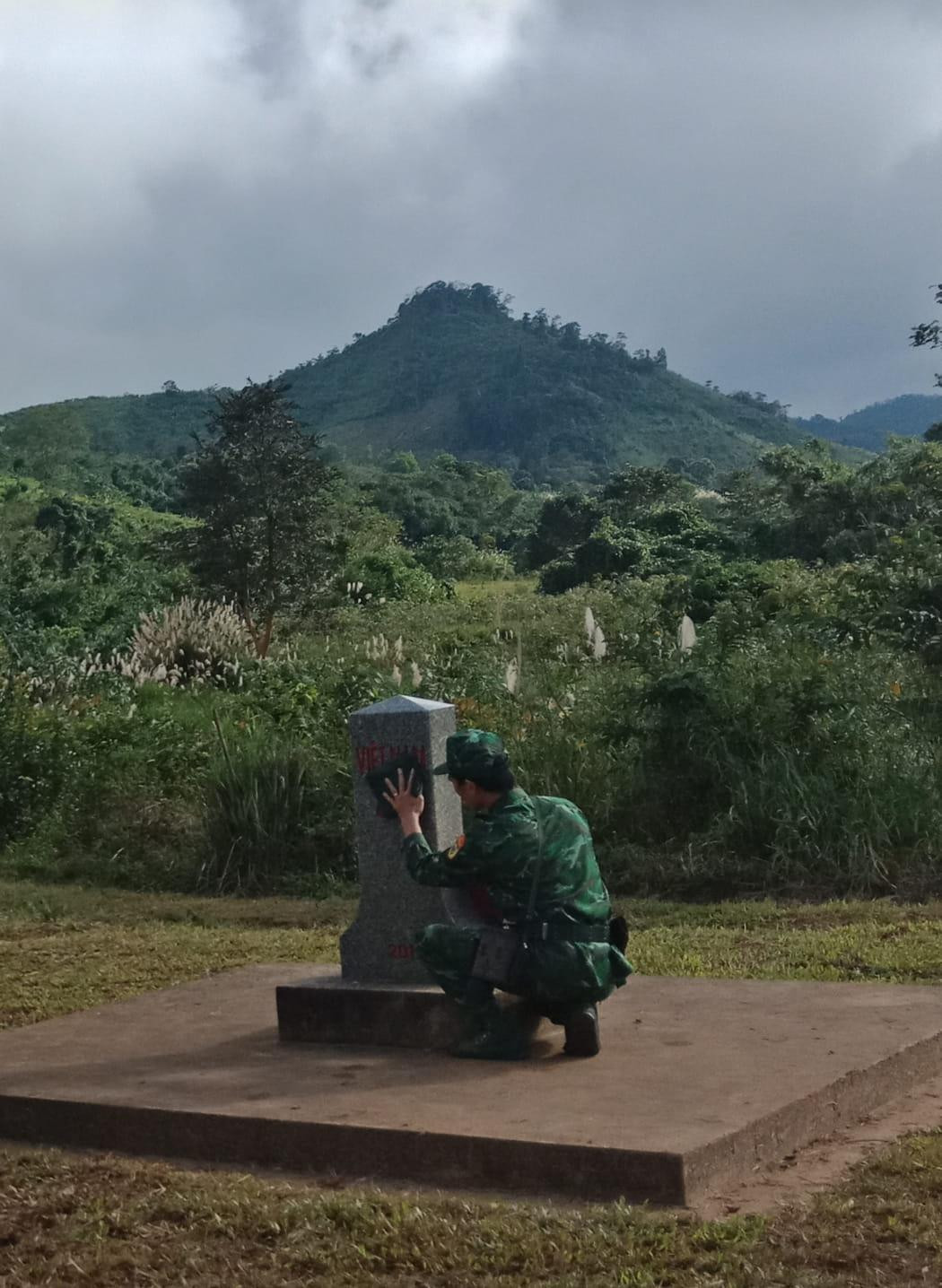Cột mốc 616. Ảnh: CTV